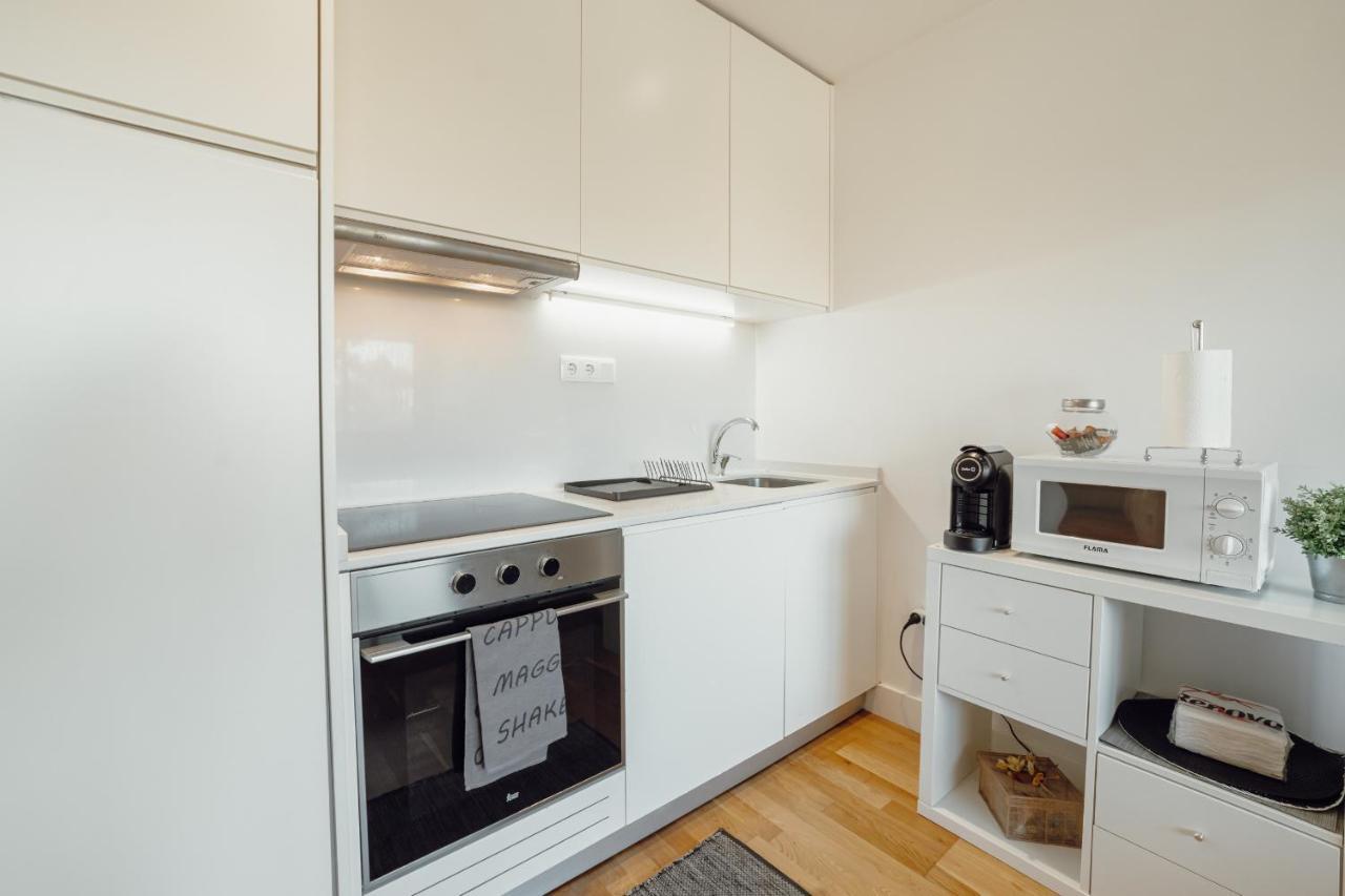 Downtown Stylish Apartment With Garage By Vacationy 포르투 외부 사진
