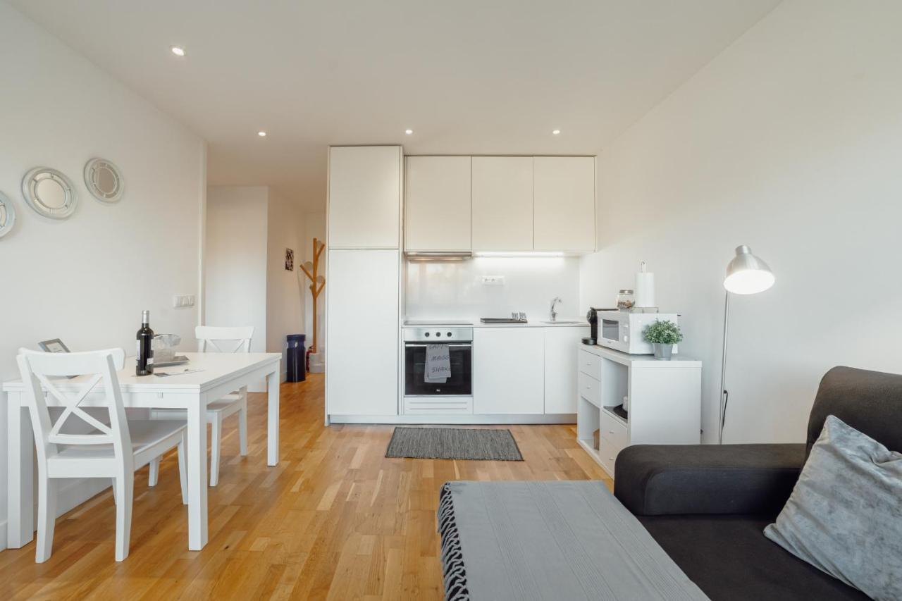 Downtown Stylish Apartment With Garage By Vacationy 포르투 외부 사진